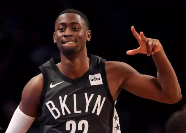 乐鱼app-父亲去世母亲重病！倔强的勒韦尔：直面磨难不妥协