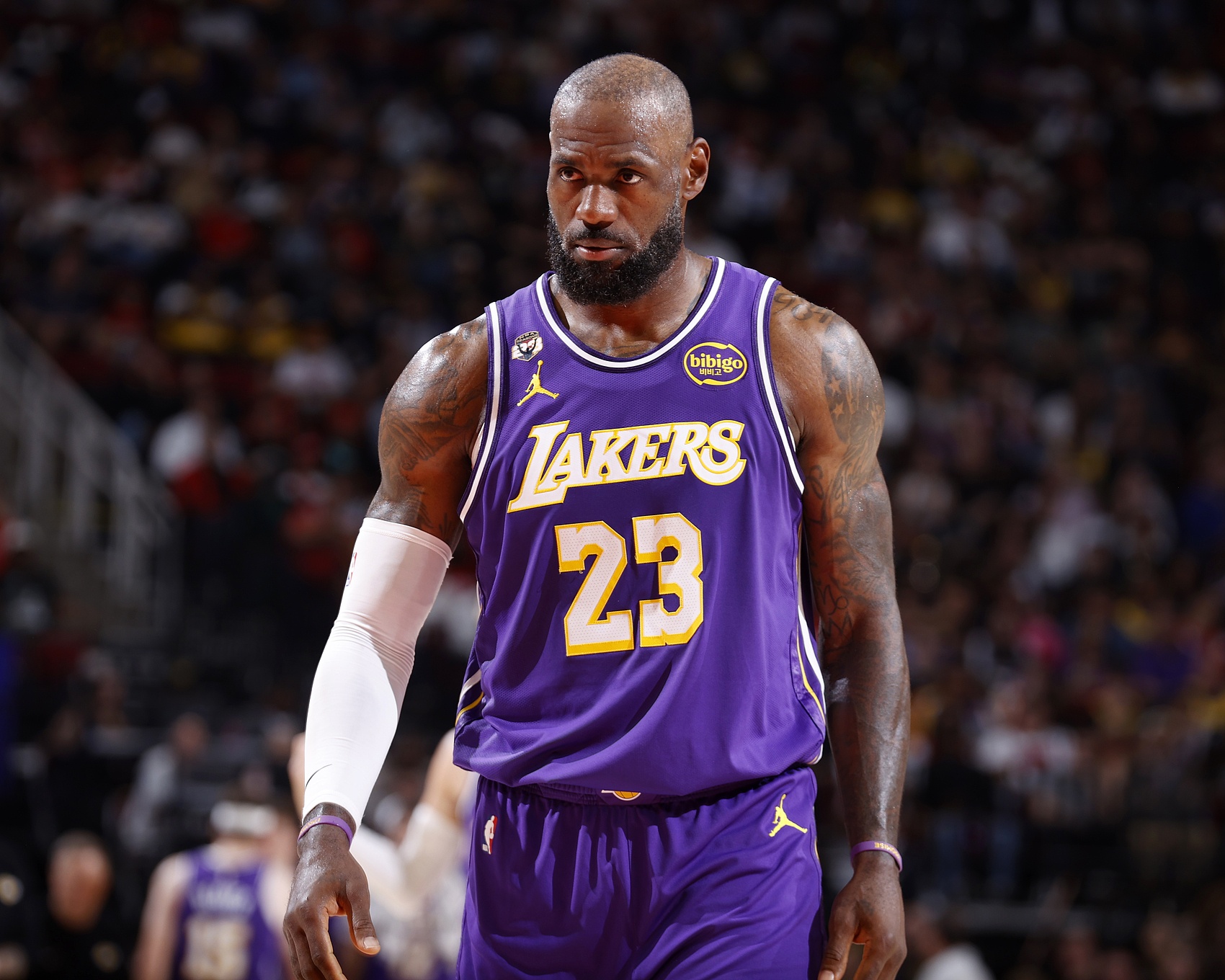 乐鱼电竞-A·史密斯：湖蜜永远无法像骑蜜那样爱戴老詹 他不是科比&amp;魔术师